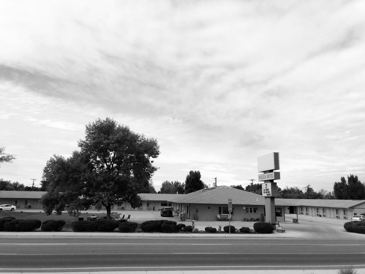 Motel Wheels