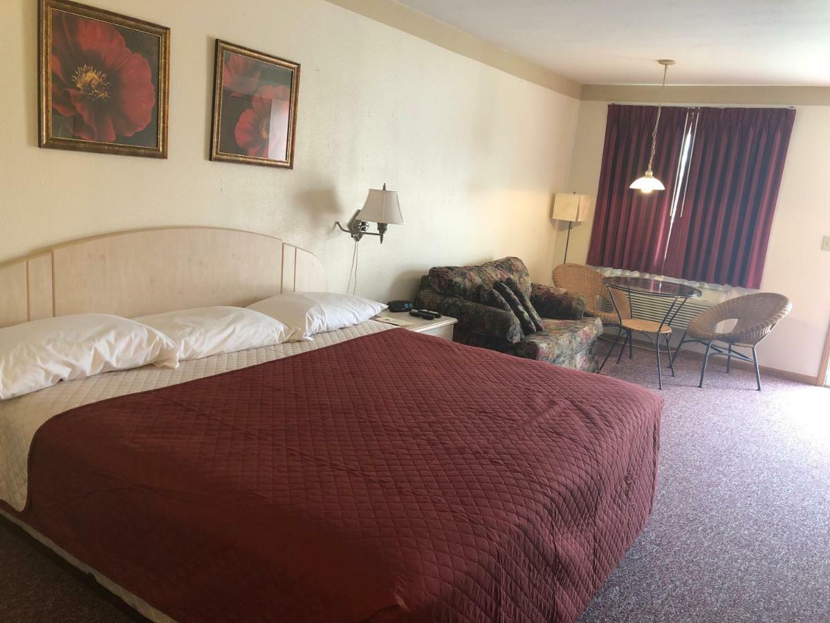Motel Wheels